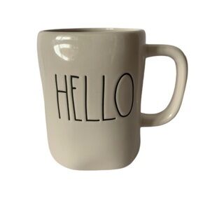 NWT. RAE DUNN Hello Mug